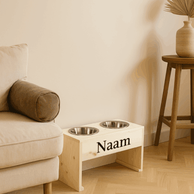 hoge voerbak voor grote honden met eigen naam